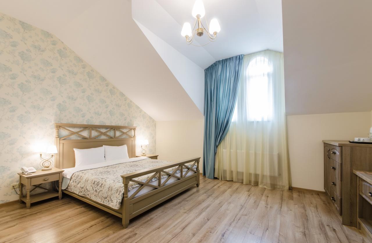 Lepsza Садыба Hotel Bila Tserkva Exterior photo