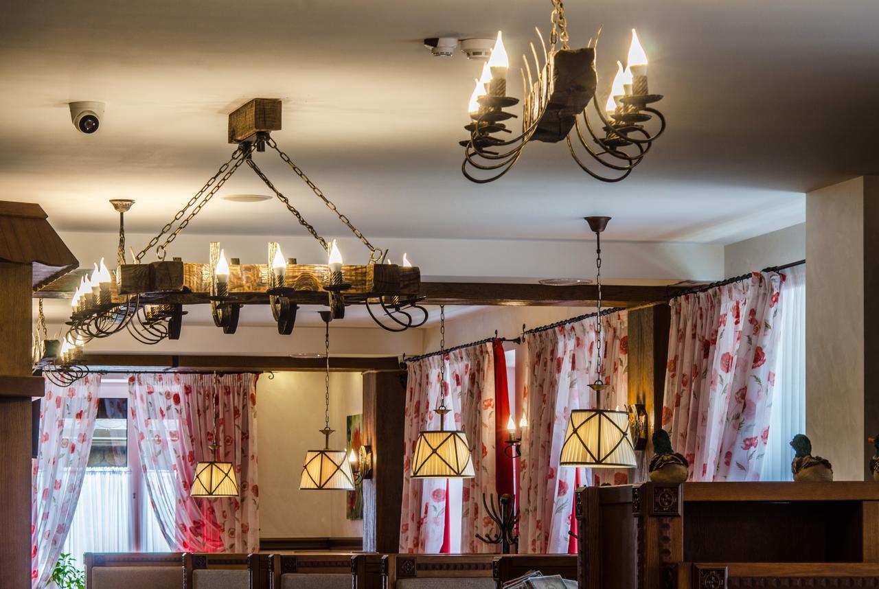 Lepsza Садыба Hotel Bila Tserkva Exterior photo